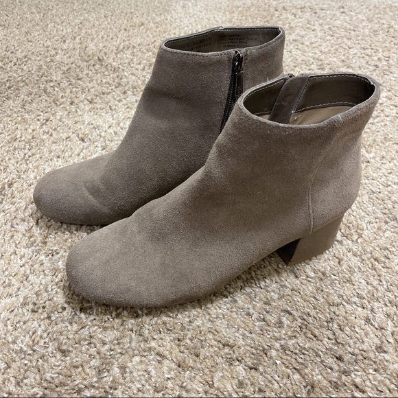 Kenneth Cole Taupe Boots - US M6 - Picture 2 of 8